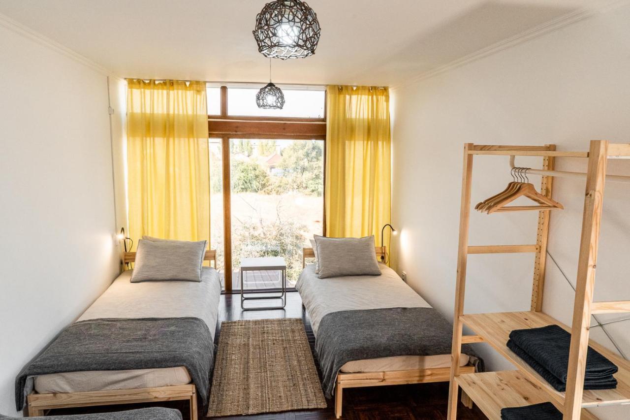 Modern Loft Lighthouse Hostel Karakol Kültér fotó